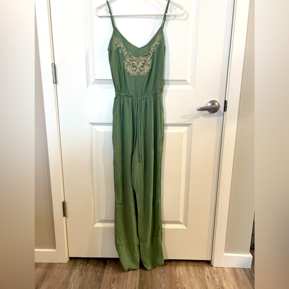 Cute Green Romper Size Small